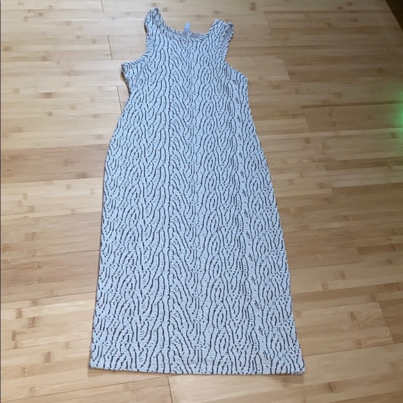 Women Stretchy dress - Picture 3 of 9